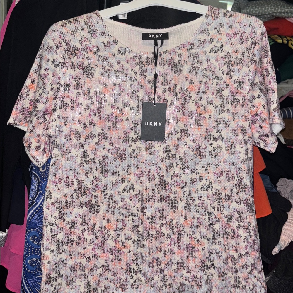 NWT DKNY SEQUIN TOP  🌷Snow storm sale🌸🌸 - Picture 6 of 6